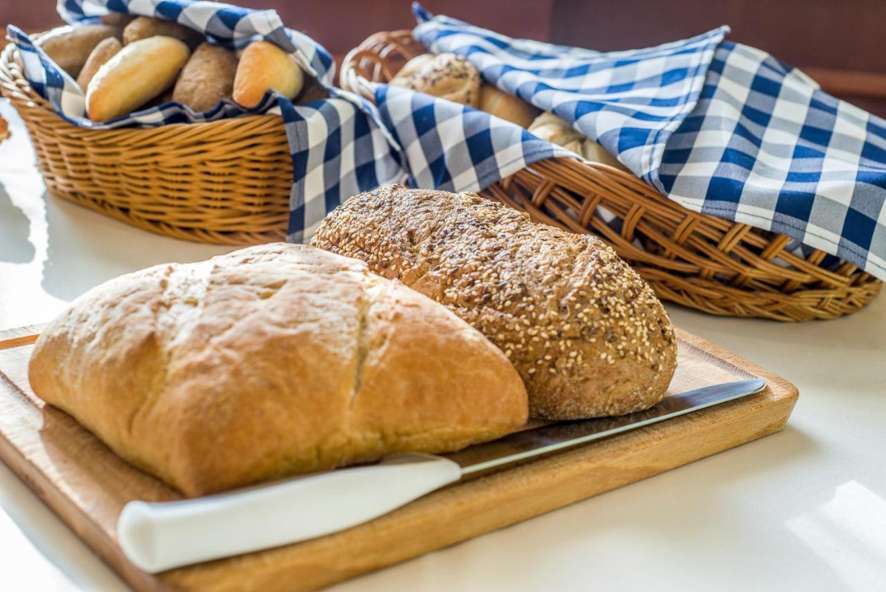 مبيت وإفطار Halászi Regia Panzio المظهر الخارجي الصورة